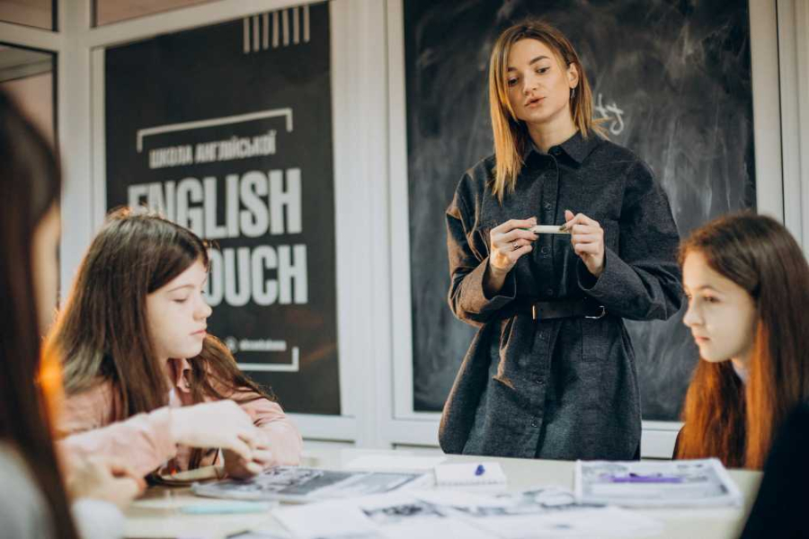 Colégio Integrado implantará currículo bilíngue em 2026 e será pioneiro na região