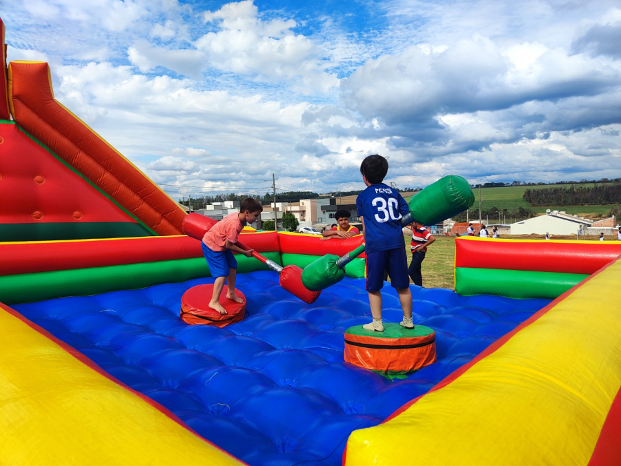 Projeto Rua de Lazer leva diversão e integração comunitária ao Jardim Araucária neste domingo
