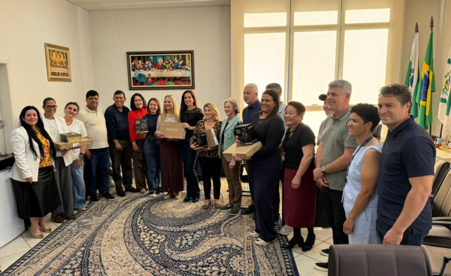 Duas escolas municipais de Campo Mourão conquistam Prêmio Escola Diamante pela excelência na alfabetização