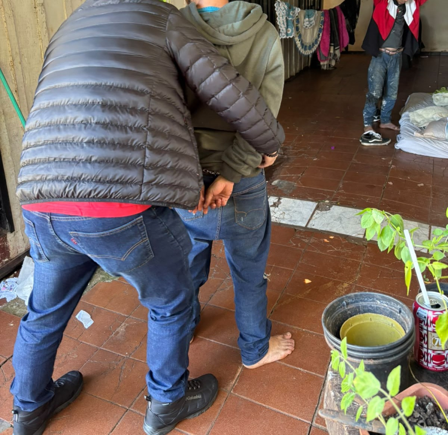 Polícia Civil prende em flagrante dupla suspeita de furtar loja no Centro de Campo Mourão