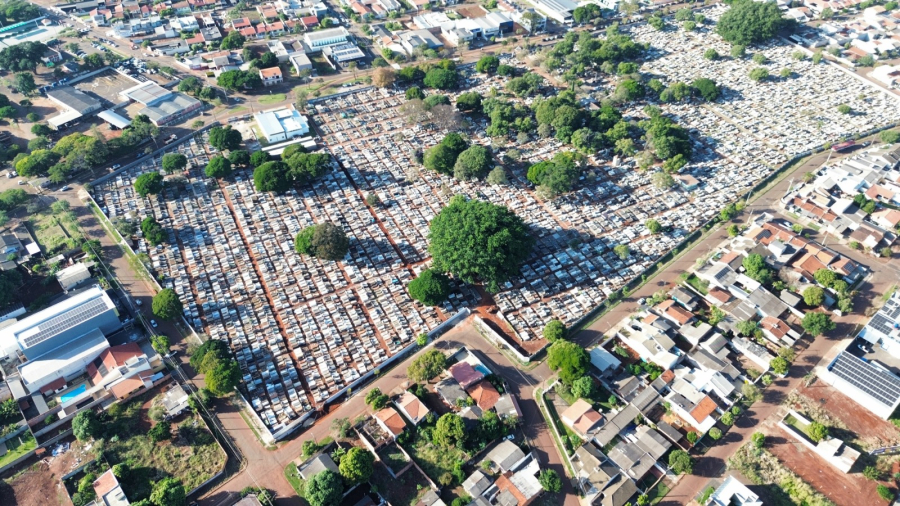 Prefeitura de Campo Mourão estabelece prazos para obras e limpeza de túmulos antes do Dia de Finados