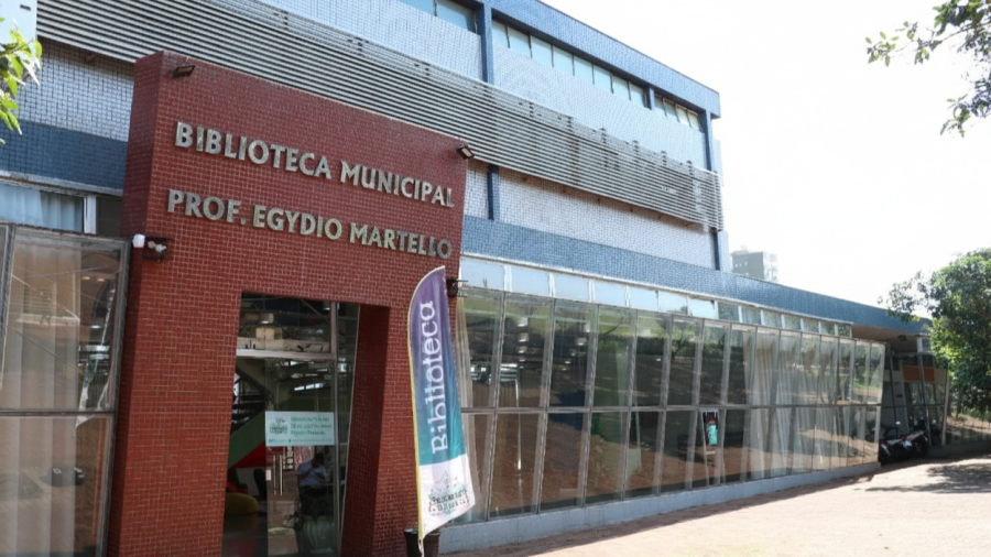 Biblioteca Municipal de Campo Mourão vai doar 260 livros durante programação especial